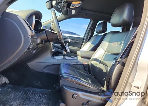 2015 Jeep Grand Cherokee Overland z USA, uszkodzony, nr VIN 1C4RJFCG7FC941923